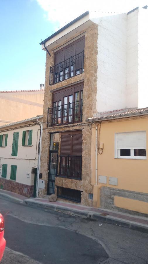 Mini Loft Apartment Becerril de la Sierra Bagian luar foto