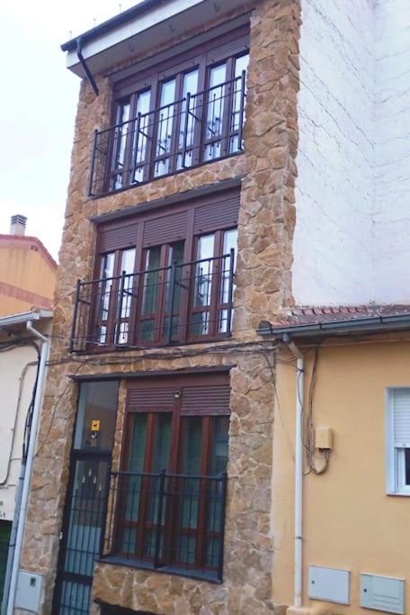 Mini Loft Apartment Becerril de la Sierra Bagian luar foto